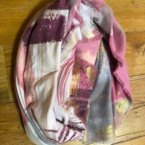 Scarf 🧣paint patterned, brand new!